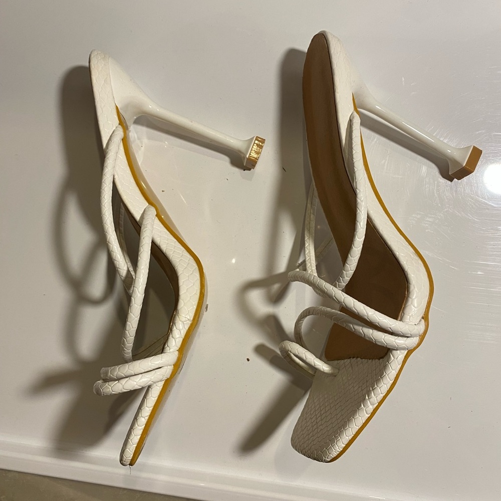 Sandals - Picture 3 of 3